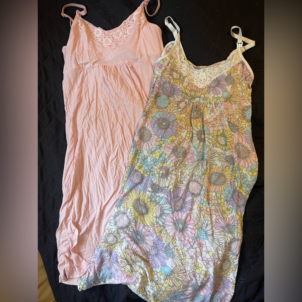 Nursing nightgowns